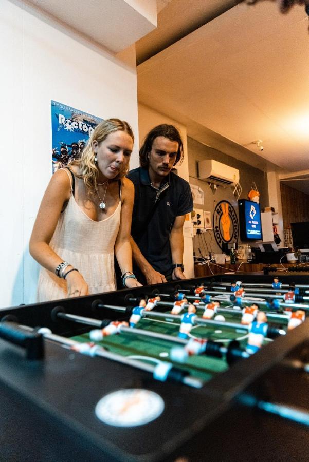 Revolution Koh Tao Hostel Εξωτερικό φωτογραφία